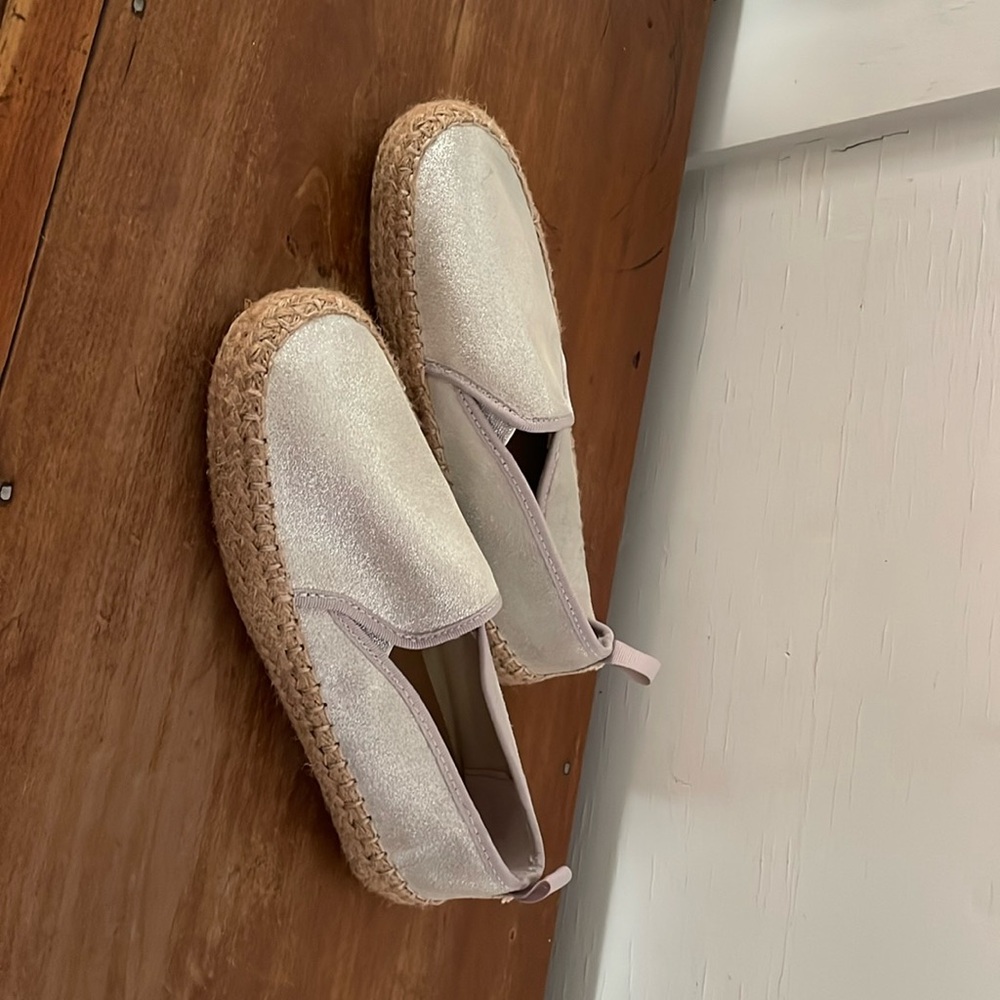 Brand new emu Australia espadrilles. Size 2K